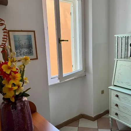 Gioma Apartment *